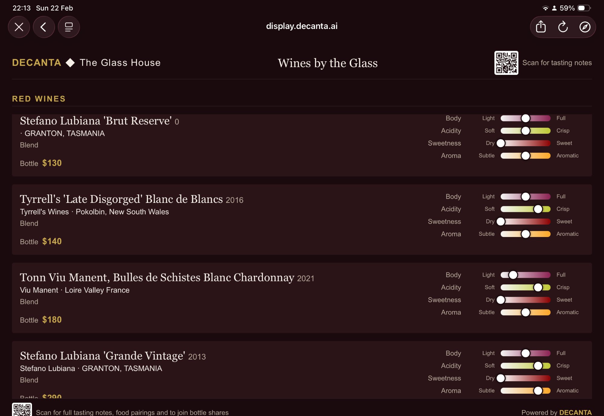 Decanta.ai digital wine display for restaurants showing wine list with taste profiles, QR codes and real-time inventory on TV screens